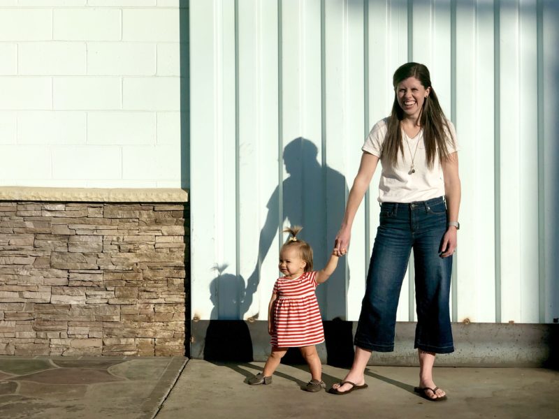 fresno knows tacos mom and daughter pose in front of fresno taco shop